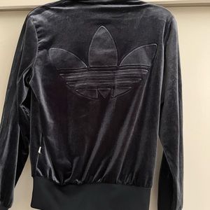 Adidas navy blue zip up in great condition